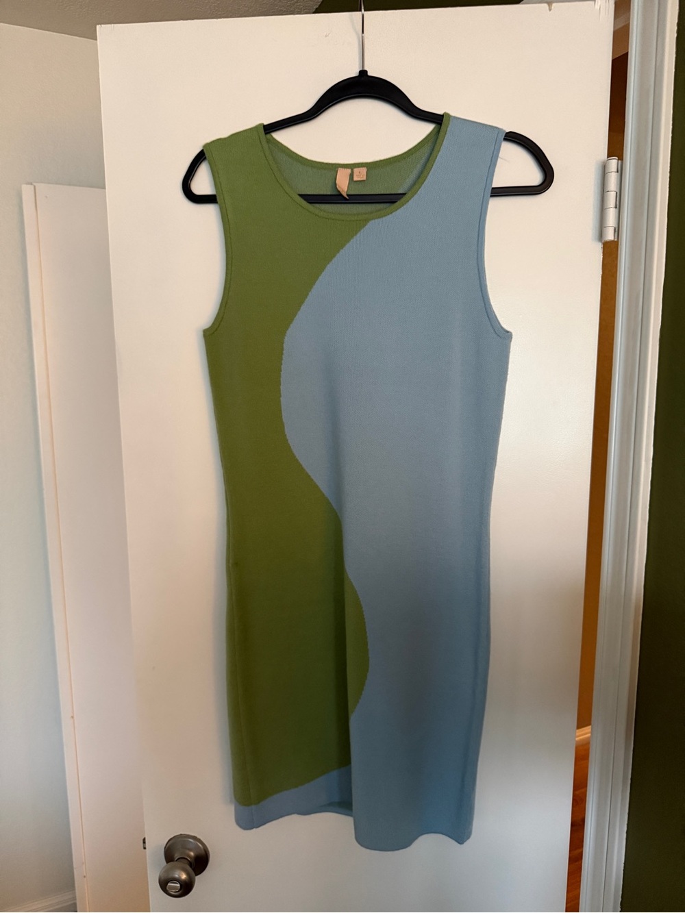 Sleeveless Green and Blue Colorblock Knit Dress